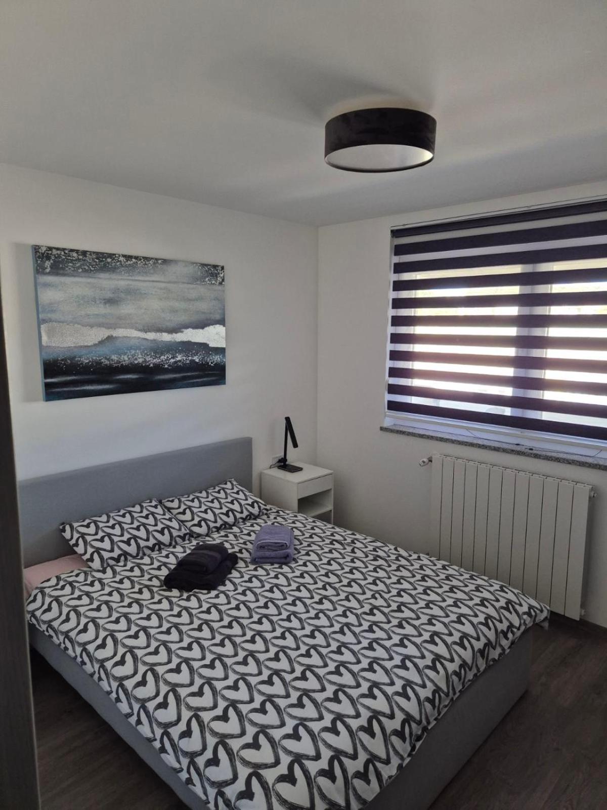 Mars E-4 Apartament
